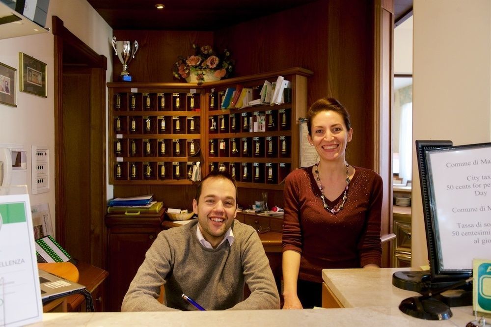 Hotel Promessi Sposi Malgrate Kültér fotó